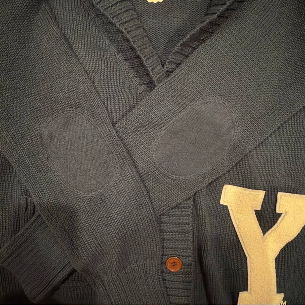 Brand new Alma mater Yale university cardigan sweater women’s 2XL 100% cotton - Picture 4 of 5